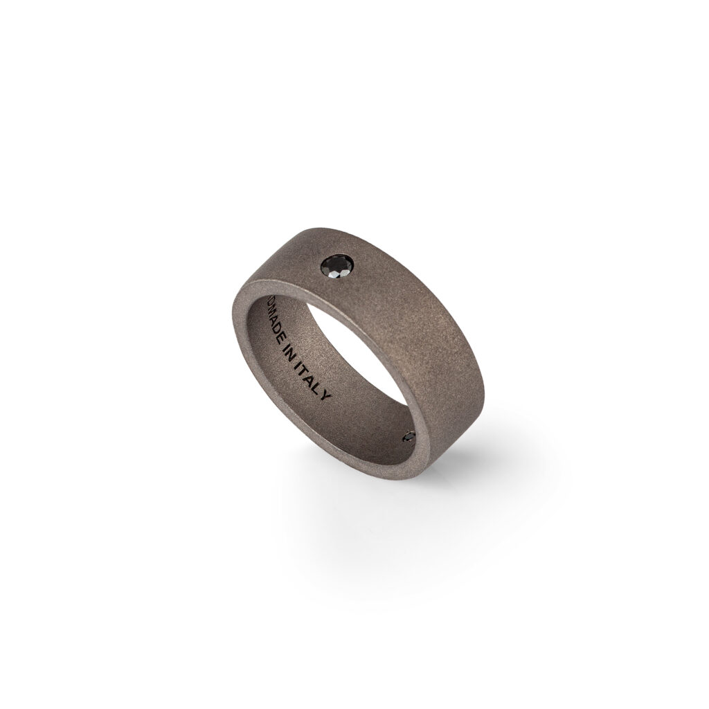 TITANIUM RING 02