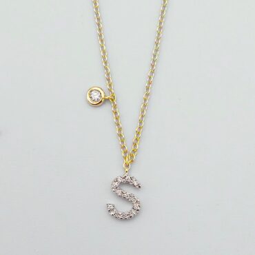 NECKLACE LETTERS GOLD 01